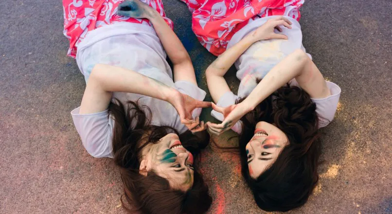Die Bedeutung von Freundschaft: Wie du dich in deiner Freundesgruppe sicher und geliebt fühlst