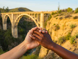 Beziehungspsychologie: Warum Liebe komplex und doch erfüllend ist