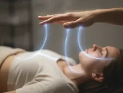 Yoga Nidra: Der bewusste Schlaf für tiefe Erholung und innere Transformation
